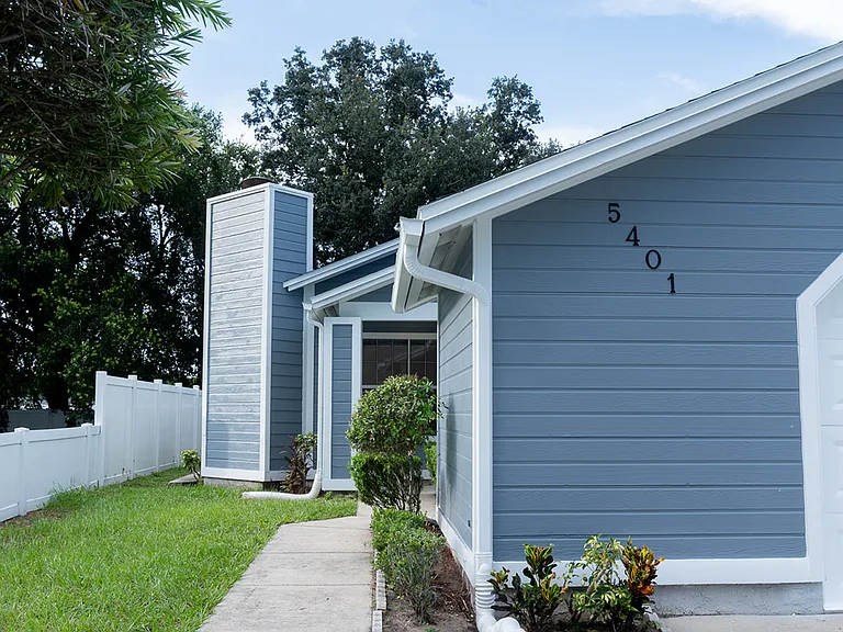 5401 Pullman Dr — Photo 3