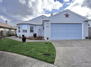 1910 NE 158th Ct, Portland, OR 97230