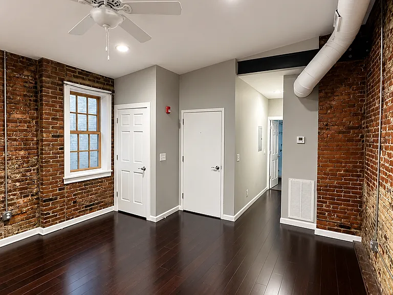 2030 W 25th St #203 — Photo 11