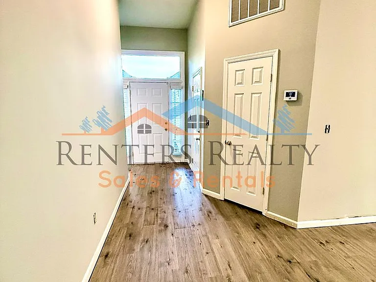 122 Sunset Rdg — Photo 2