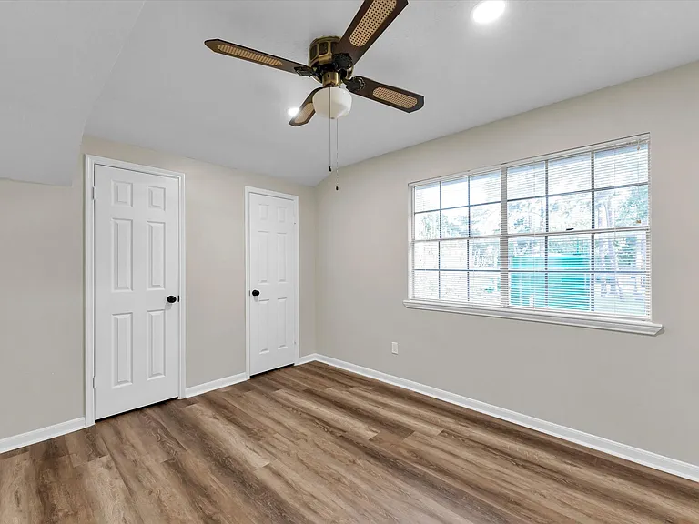 8102 Autumn Willow Dr — Photo 37