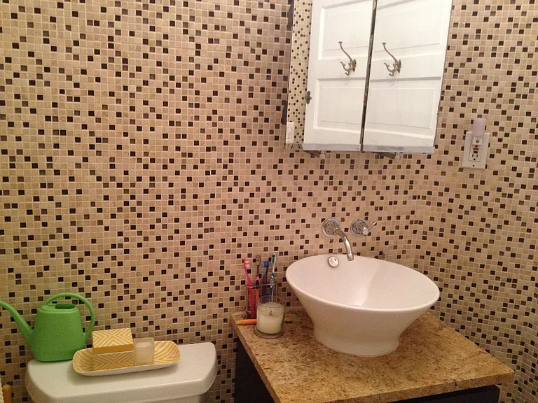 Upstairs Bathroom 1