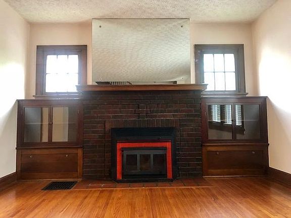 4th image of 1166 Norton Ave #1166