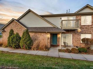 24026 Wedgewood Cir, Warren, MI 48091
