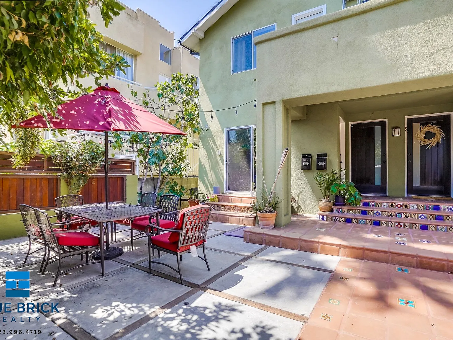 Stylish Hollywood Living | Spacious 2-Bedroom with Modern Finishes — Photo 4