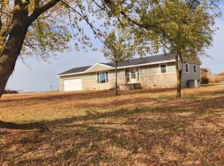 1401 SW Black Jack Rd, Columbus, KS 66725