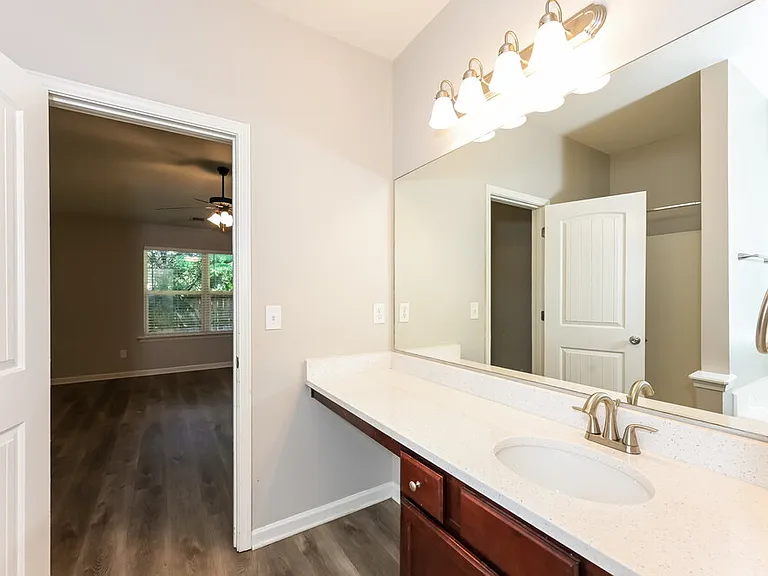 508 Reece Trl — Photo 10