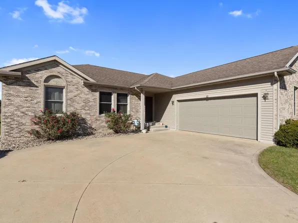 1713 Longwood Ct, Goshen, IN 46526