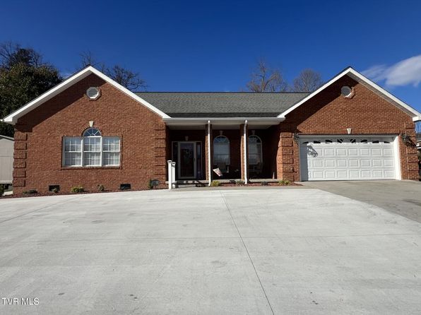 409 Oakwood Ave, Pennington Gap, VA 24277