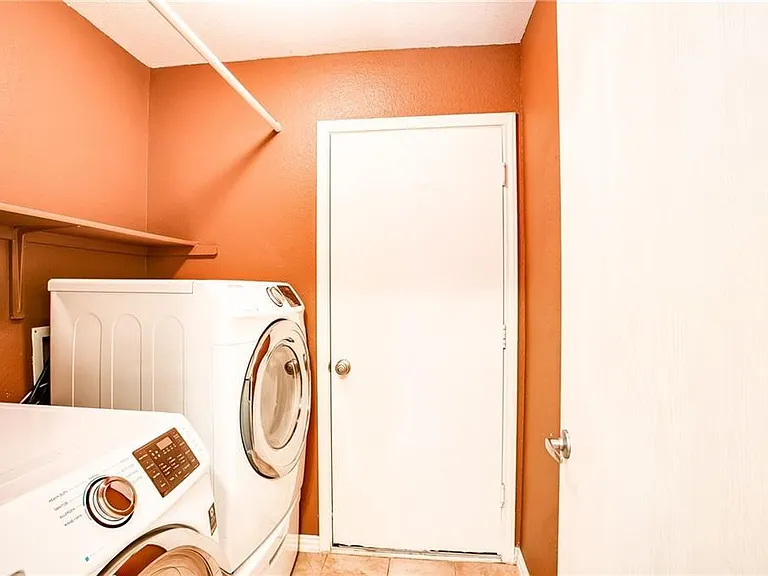 122 Quail Hollow Dr — Photo 23
