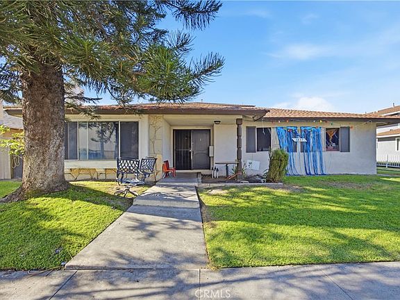 5th image of 2337 E Omega Ave