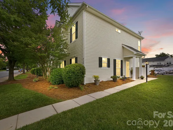 4130 Town Center Rd, Harrisburg, NC 28075