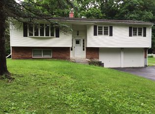 13 Powelton Rd, Newburgh, NY 12550