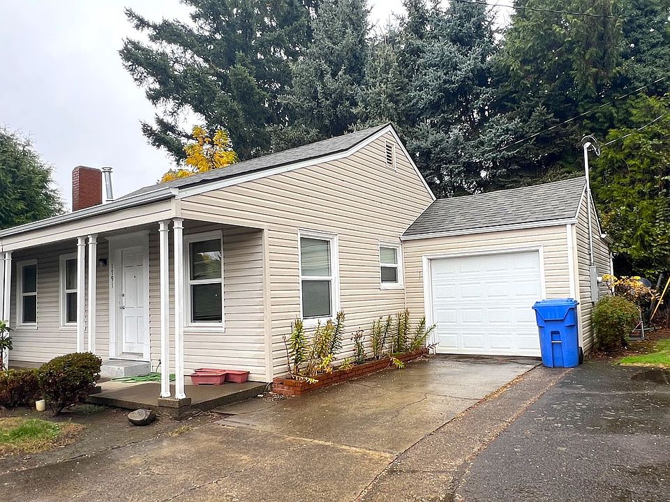 2nd image of 1791 Park Ave NE