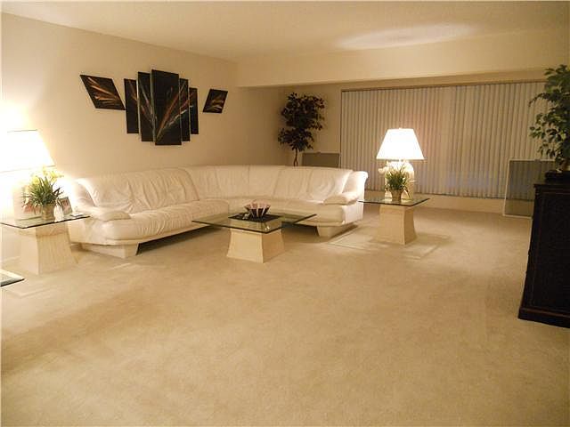 1st image of 1821 NW 18th Street #202