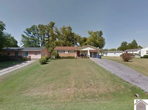 216 Seminole Dr, Paducah, KY 42001