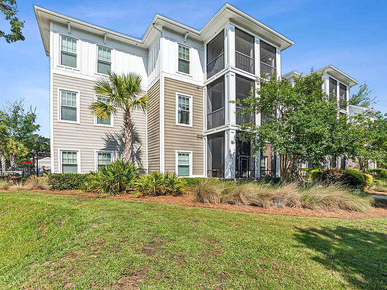 Proximity Residences Charleston — Photo 7