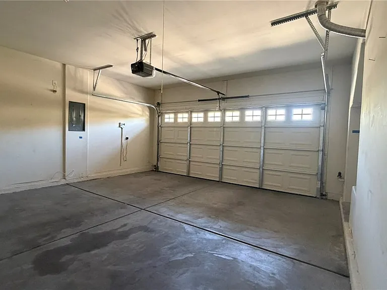 8493 Gardena Hills Ave — Photo 30