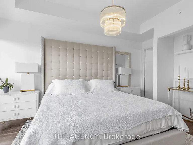 30 Ordnance St #1811 — Photo 16