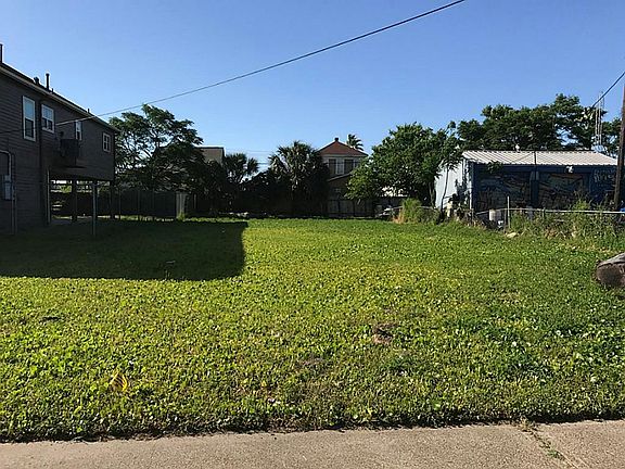 3rd image of 3815 Ball St