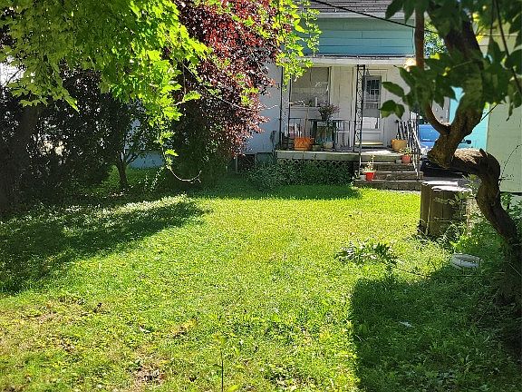 4th image of 13 Dennison Ave