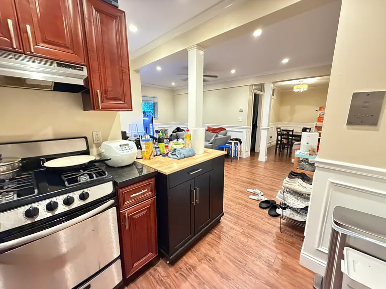 142 Kenrick St #1 — Photo 2