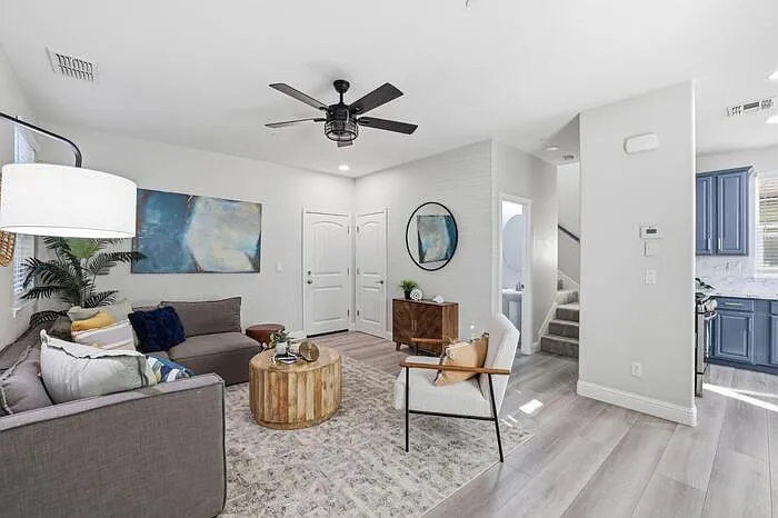 3017 Village Park Dr — Photo 16