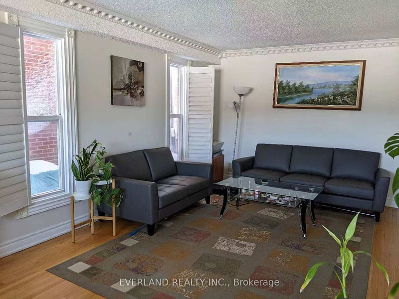 Toronto House for rent - 3 Bedrooms in Toronto