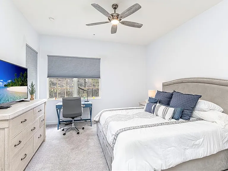 8641 Piazza Del Lago Cir #203 — Photo 14