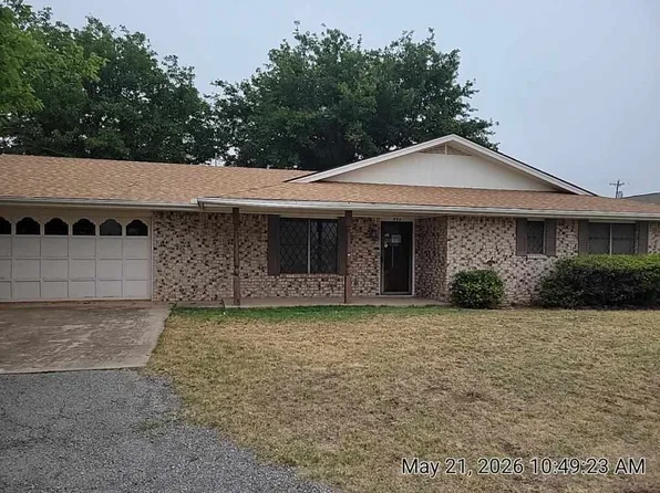 711 W C St, Eldorado, OK 73537