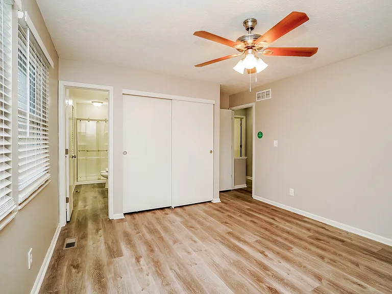1658 Sandy Side Dr — Photo 13