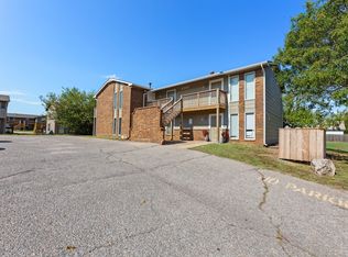 6704 W Par Ln APT 2, Wichita, KS 67212