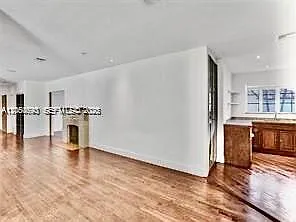 400 NE 86th St — Photo 28