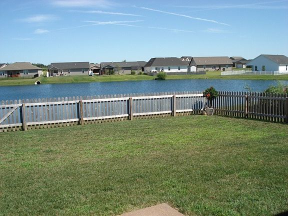2nd image of 13445 Prairie Dr