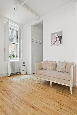 Sold by Compass | media 10