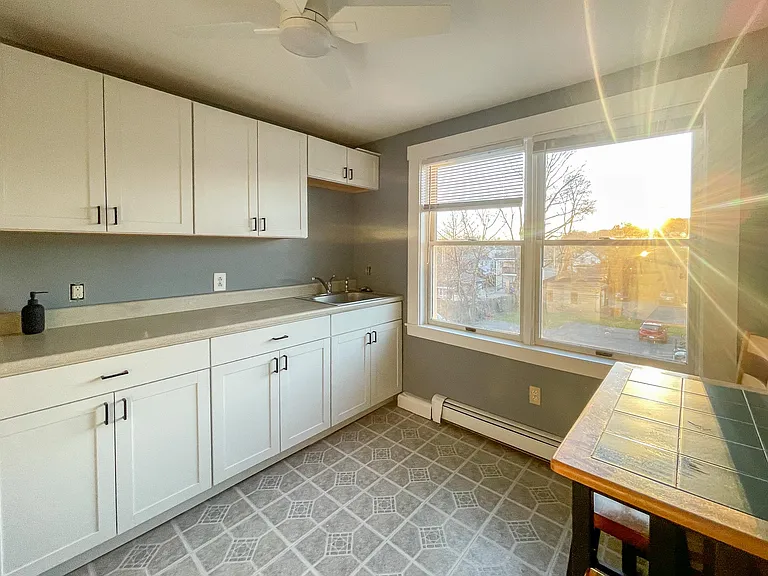 60 Pleasant St #3 — Photo 2