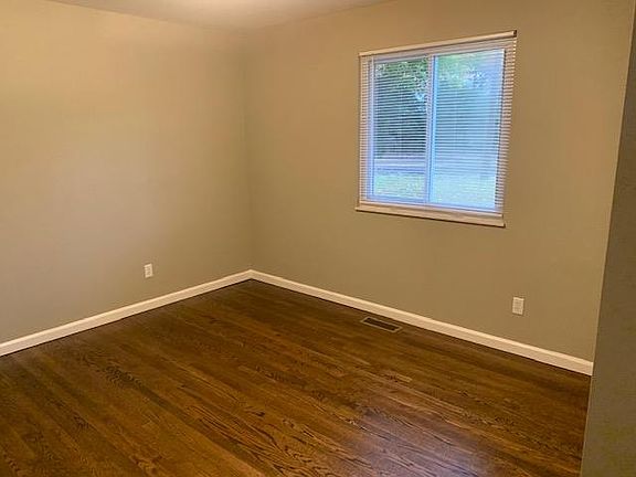 3rd image of 7135 Christopher Dr