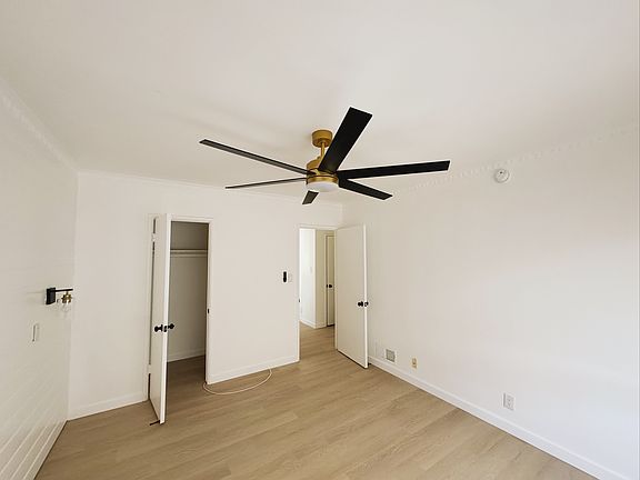 5th image of 211 San Vicente Blvd #10