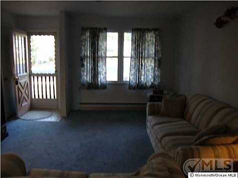 4th image of 3 Hampshire La
