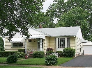 459 70th St, Niagara Falls, NY 14304