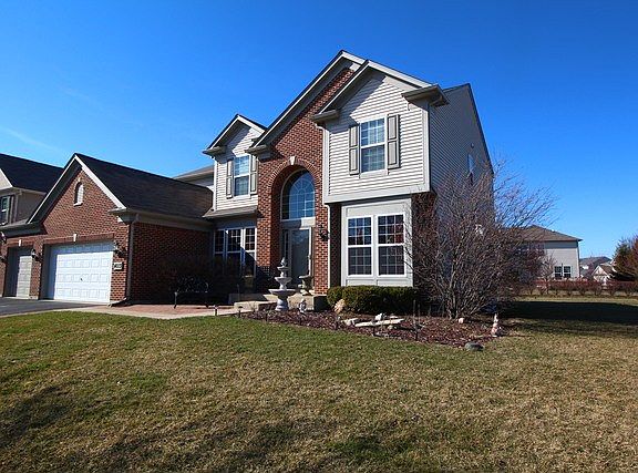 2nd image of 4013 Stratford Ln