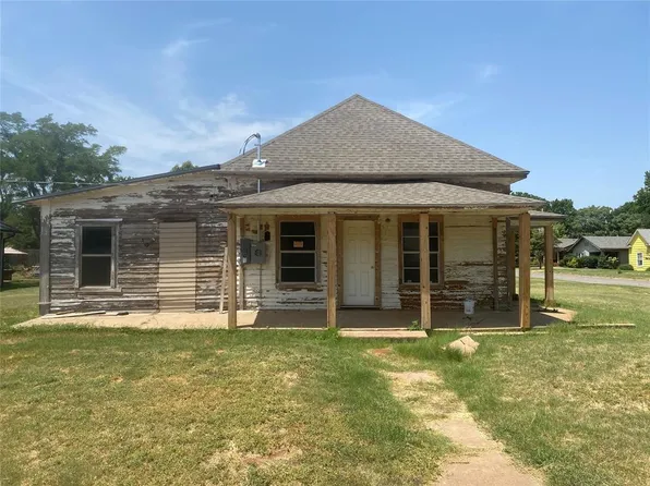 502 W 5th St, Elk City, OK 73644