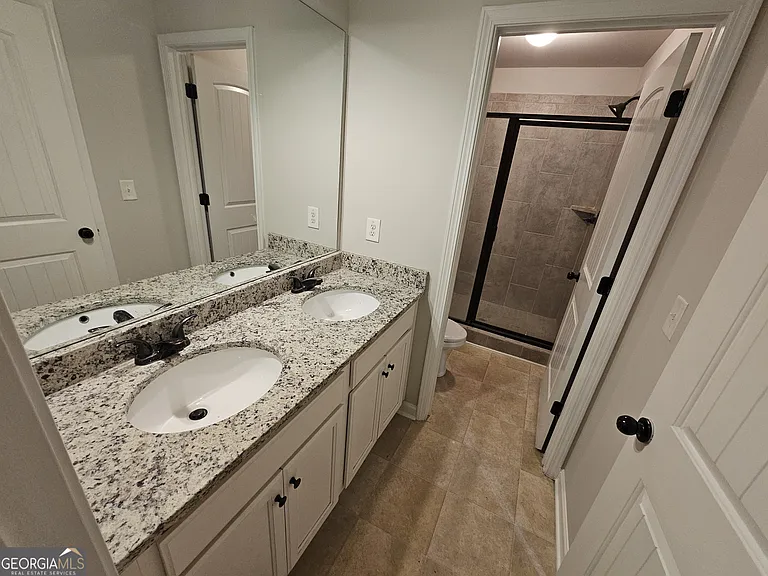 3004 Bayrose Cir #102B — Photo 30