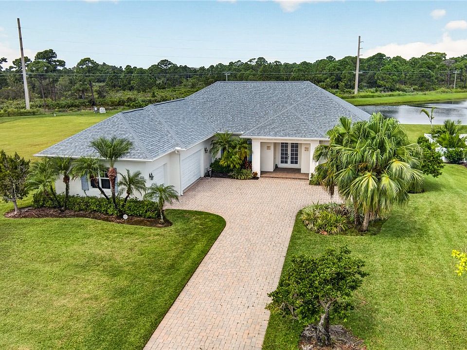 1st image of 106 King Fisher Way