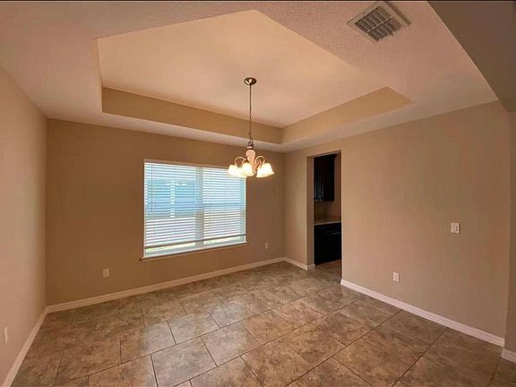 4th image of 14913 Honeycrisp Ln