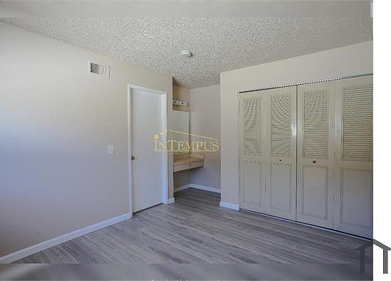 1st image of 1401 Lexington Dr APT 3
