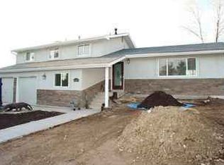 6389 Pawnee Cir, Colorado Springs, CO 80915