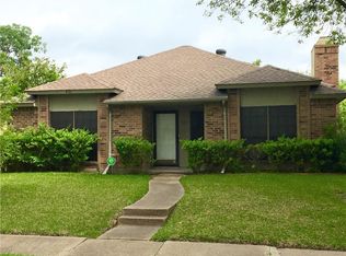 435 Wellington Dr, Mesquite, TX 75149