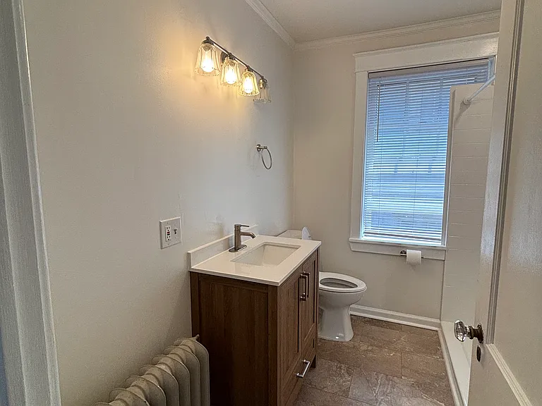 314 College Ave #B — Photo 11