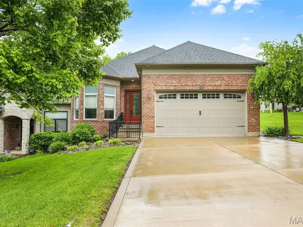 2517 Deutsch Crest Dr, Washington, MO 63090